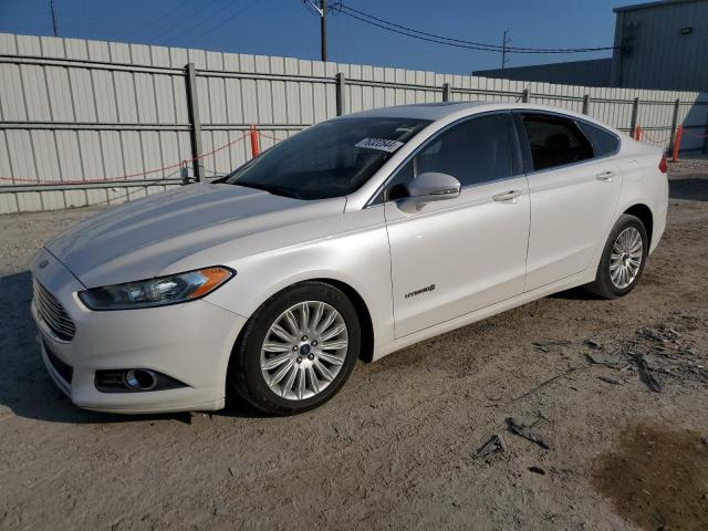 FORD FUSION SE 2014 with VIN 3FA6P0LU2ER350425 - Photo from auction