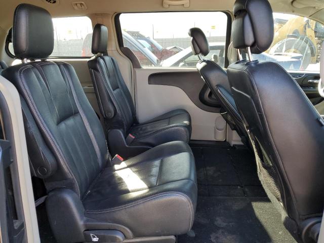 Photo 11 from auction – 2014 CHRYSLER TOWN & COU with VIN 2C4RC1BG0ER158625