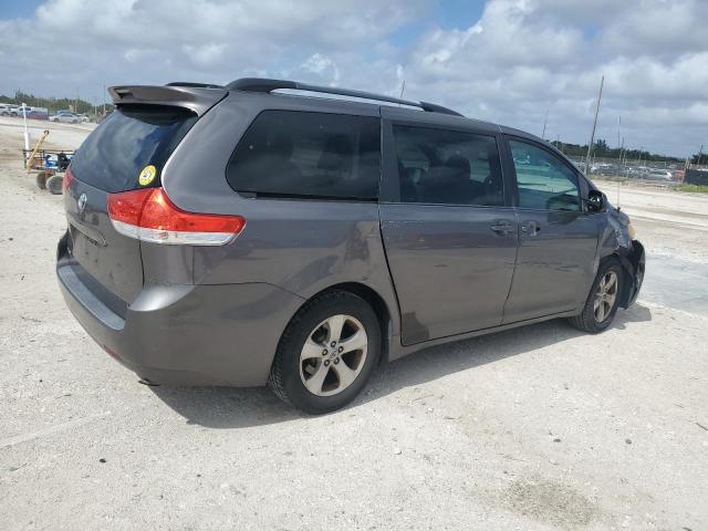 Photo 3 from auction – 2012 TOYOTA SIENNA LE with VIN 5TDKK3DC3CS220534