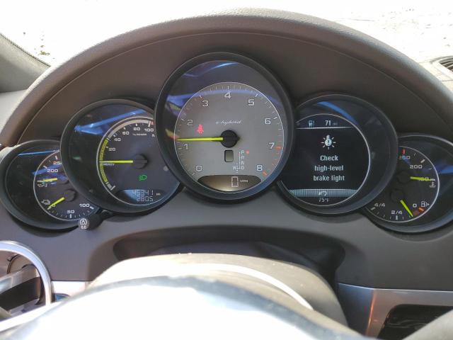 Photo 9 from auction – 2017 PORSCHE CAYENNE SE with VIN WP1AE2A22HLA70044