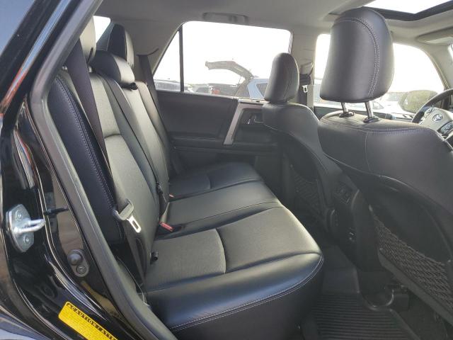 Photo 11 from auction – 2017 TOYOTA 4RUNNER SR with VIN JTEBU5JR7H5449063