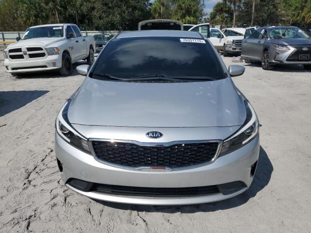 Photo 5 from auction – 2017 KIA FORTE LX with VIN 3KPFK4A73HE075947