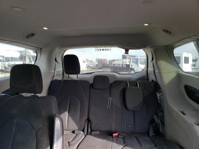 Photo 10 from auction – 2017 CHRYSLER PACIFICA T with VIN 2C4RC1DG5HR599636
