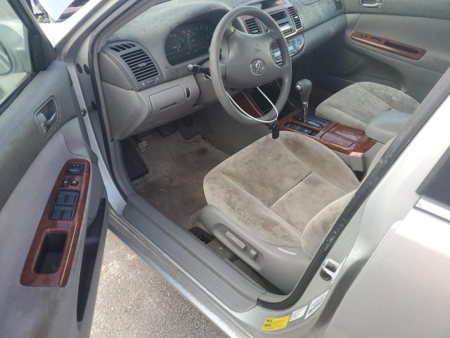 Photo 8 from auction – 2002 TOYOTA CAMRY LE with VIN 4T1BE30K52U637129