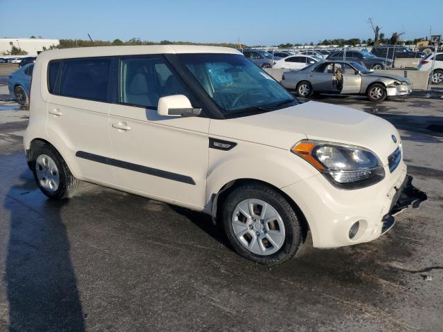 Photo 4 from auction – 2013 KIA SOUL with VIN KNDJT2A55D7767308