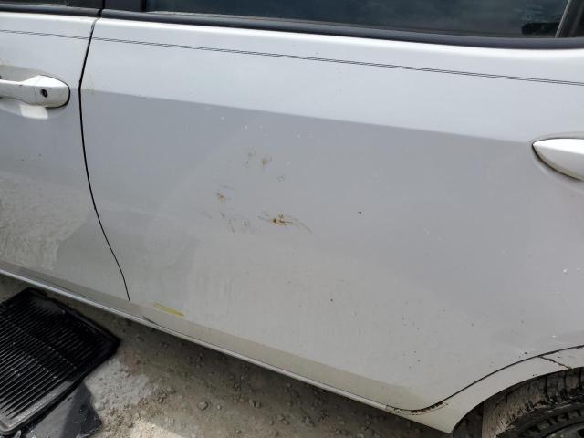 Photo 12 from auction – 2014 TOYOTA COROLLA L with VIN 2T1BURHE2EC216625