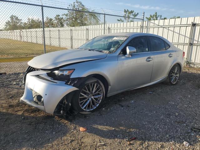 LEXUS IS 200T 2016 مع رقم تعريف المركبة JTHBA1D2XG5023062 - صورة من المزاد