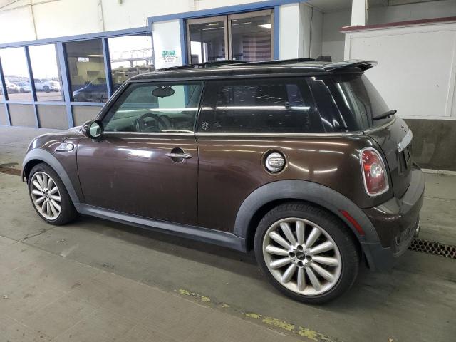 Photo 2 from auction – 2010 MINI COOPER S with VIN WMWMF7C59ATX45343