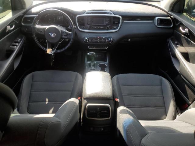 Photo 8 from auction – 2016 KIA SORENTO LX with VIN 5XYPG4A30GG052968