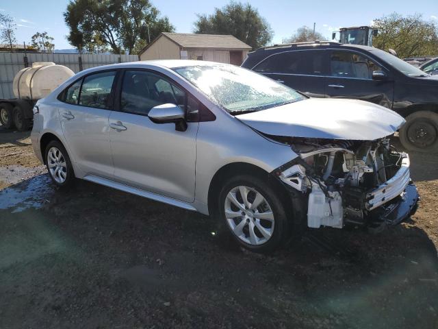 Photo 4 from auction – 2022 TOYOTA COROLLA LE with VIN 5YFEPMAE4NP368343