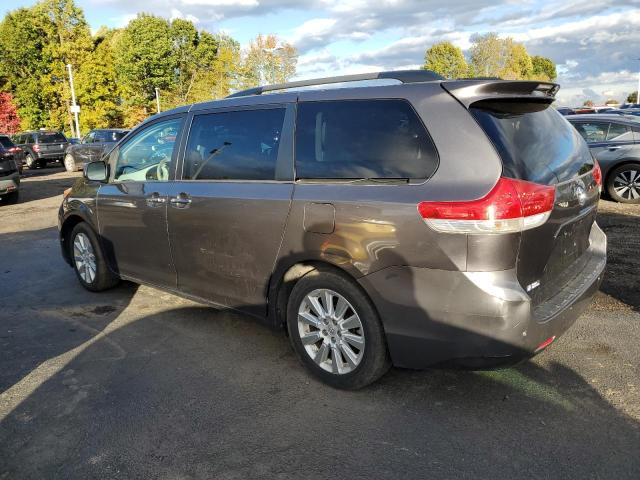 Photo 2 from auction – 2013 TOYOTA SIENNA XLE with VIN 5TDDK3DC4DS063803