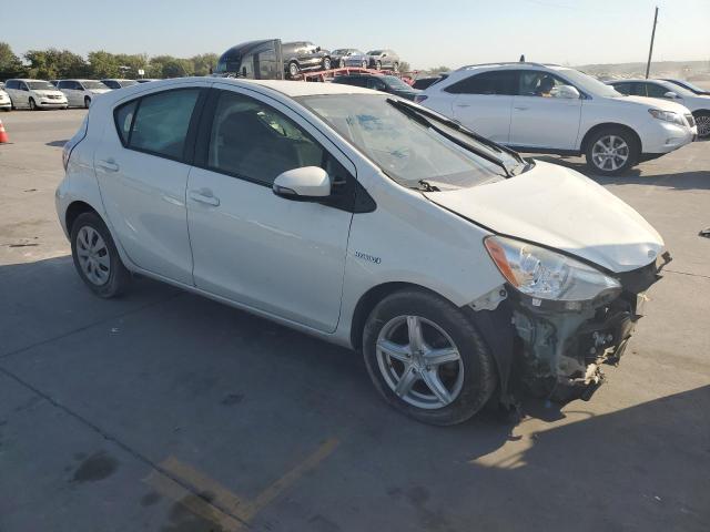 Photo 4 from auction – 2013 TOYOTA PRIUS C with VIN JTDKDTB36D1543116