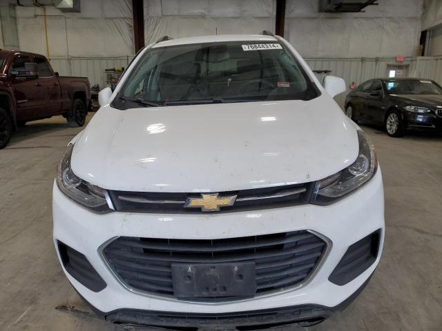 Photo 5 from auction – 2017 CHEVROLET TRAX 1LT with VIN 3GNCJPSB4HL130080