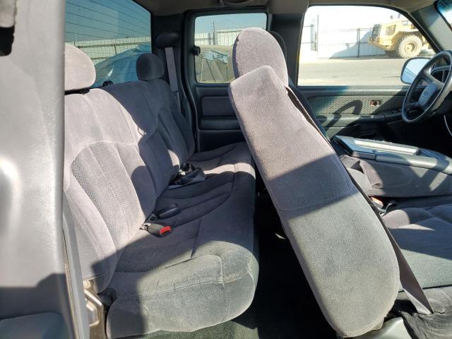 Снимка 10 от търг – 2002 CHEVROLET SILVERADO с VIN 2GCEC19V221224928