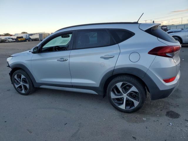 Photo 2 from auction – 2017 HYUNDAI TUCSON LIM with VIN KM8J3CA29HU571371