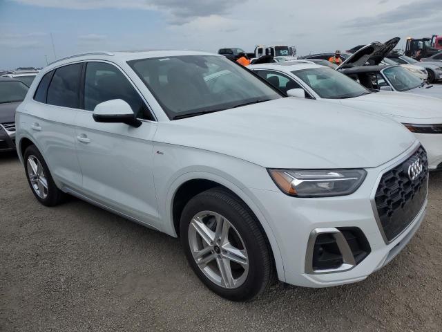 Photo 4 from auction – 2021 AUDI Q5 E PREMI with VIN WA1E2AFYXM2044532