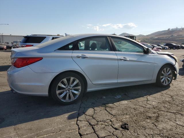 Photo 3 from auction – 2011 HYUNDAI SONATA SE with VIN 5NPEC4AC6BH048878