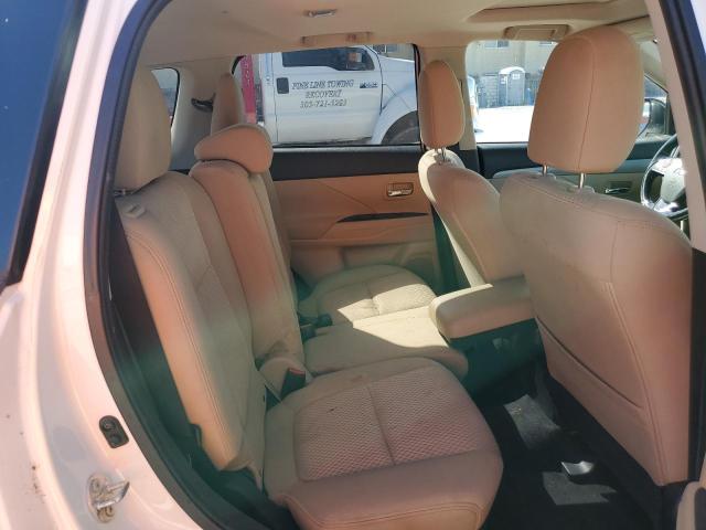 Photo 11 from auction – 2017 MITSUBISHI OUTLANDER with VIN JA4AZ3A32HZ008459