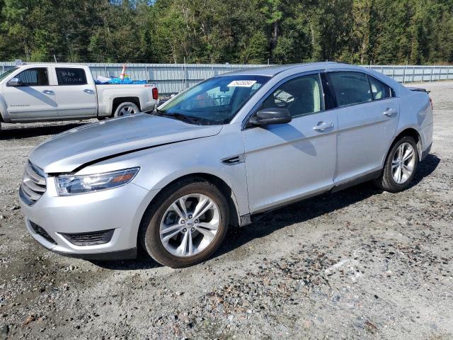 FORD TAURUS SE 2015 with VIN 1FAHP2D85FG183640 - Photo from auction