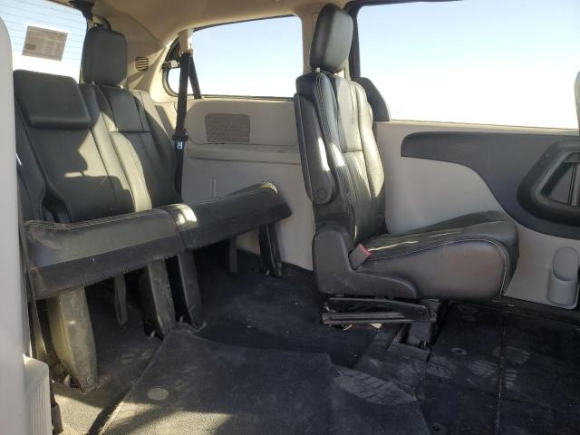 Photo 11 from auction – 2014 CHRYSLER TOWN & COU with VIN 2C4RC1BG7ER404179