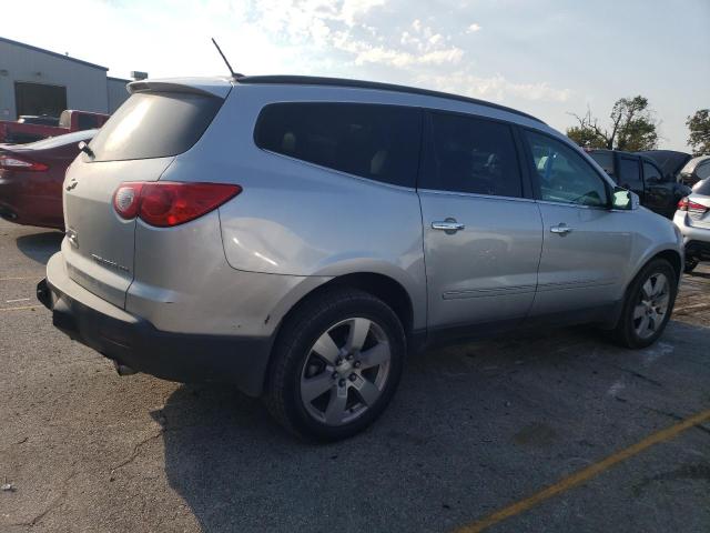Foto 3 de la subasta – 2011 CHEVROLET TRAVERSE L con VIN 1GNKRLED3BJ312586