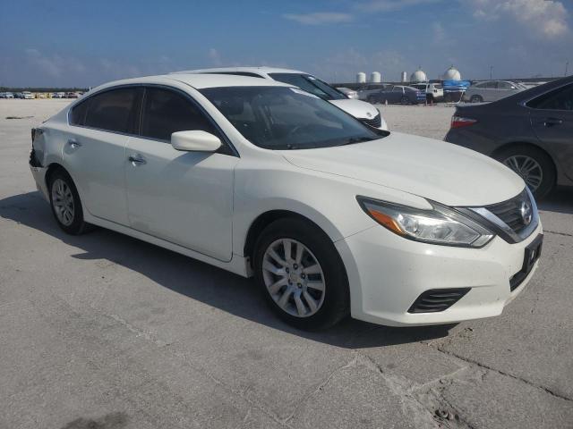 Photo 4 from auction – 2017 NISSAN ALTIMA 2.5 with VIN 1N4AL3AP9HC179034