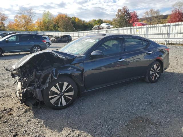 NISSAN ALTIMA SV 2019 with VIN 1N4BL4DV8KC118267 - Photo from auction