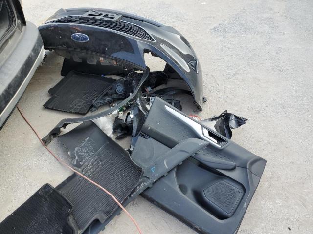 Photo 13 from auction – 2020 FORD ESCAPE SE with VIN 1FMCU9G69LUA89558