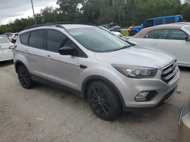 Photo 4 from auction – 2017 FORD ESCAPE SE with VIN 1FMCU0G90HUE09329
