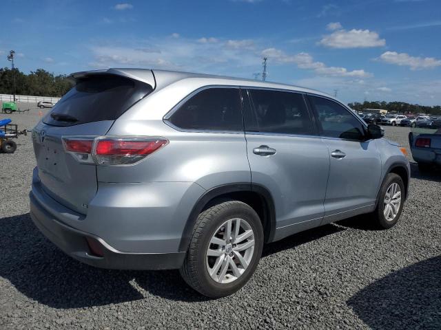 Photo 3 from auction – 2014 TOYOTA HIGHLANDER with VIN 5TDZARFH6ES007447
