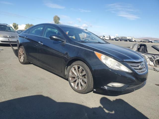 Photo 4 from auction – 2013 HYUNDAI SONATA SE with VIN 5NPEC4AC2DH550810