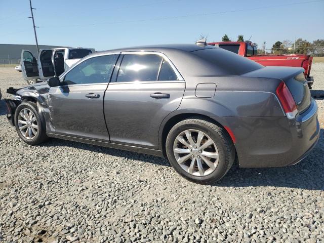 Photo 2 from auction – 2017 CHRYSLER 300 LIMITE with VIN 2C3CCARG1HH588173