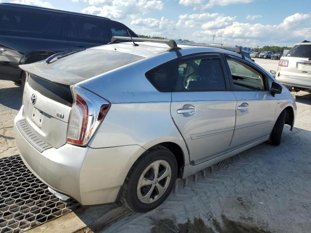 Photo 3 from auction – 2013 TOYOTA PRIUS with VIN JTDKN3DU8D5571107