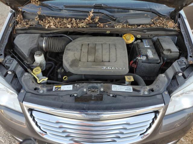 Photo 12 from auction – 2016 CHRYSLER TOWN & COU with VIN 2C4RC1BG0GR293249