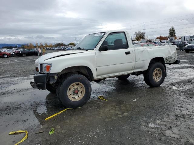TOYOTA PICK UP 1992 with VIN 4TARN01P4NZ021338 - Photo from auction