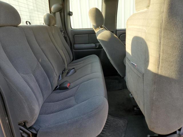 Photo 10 from auction – 2004 CHEVROLET SILVERADO with VIN 2GCEC19V841152992