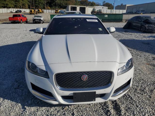 Photo 5 from auction – 2016 JAGUAR XF PRESTIG with VIN SAJBE4BV5GCY02953
