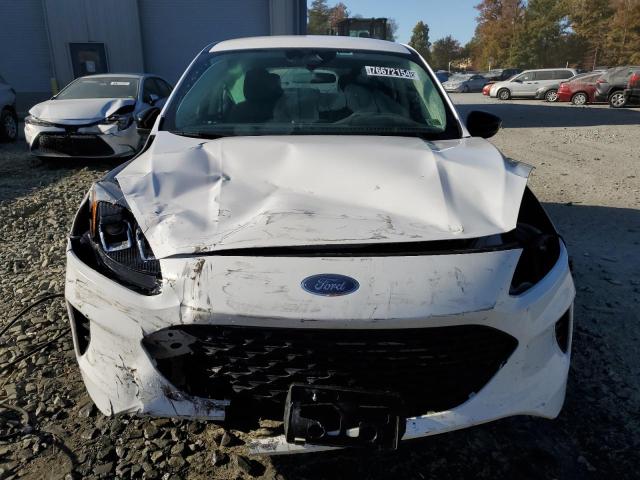 Photo 5 from auction – 2021 FORD ESCAPE S with VIN 1FMCU0F62MUA82997