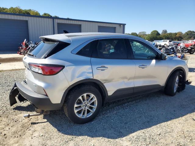 Photo 3 from auction – 2020 FORD ESCAPE SE with VIN 1FMCU9G63LUA08909