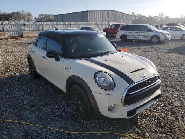 Photo 4 from auction – 2017 MINI COOPER S with VIN WMWXU3C37H2F49415