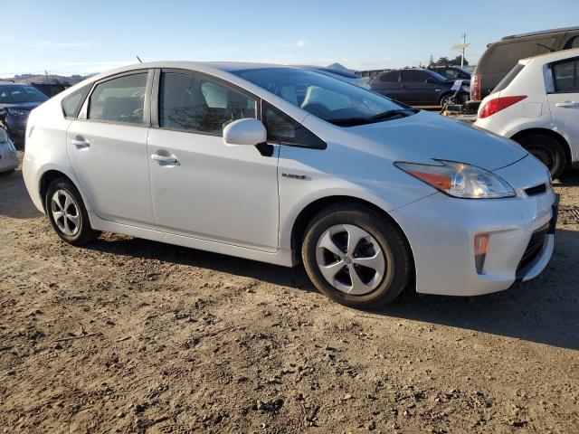 Photo 4 from auction – 2015 TOYOTA PRIUS with VIN JTDKN3DU6F0480711