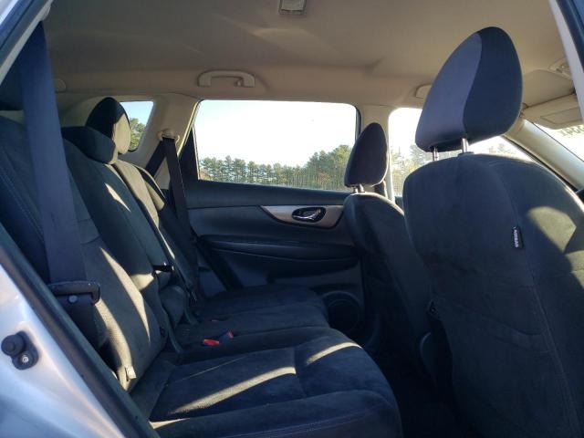 Photo 11 from auction – 2015 NISSAN ROGUE S with VIN KNMAT2MT2FP530871