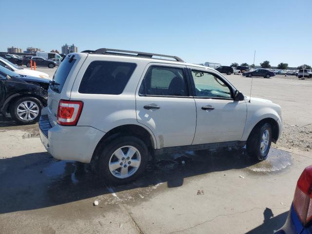 Photo 3 from auction – 2010 FORD ESCAPE XLT with VIN 1FMCU0DG1AKA09476
