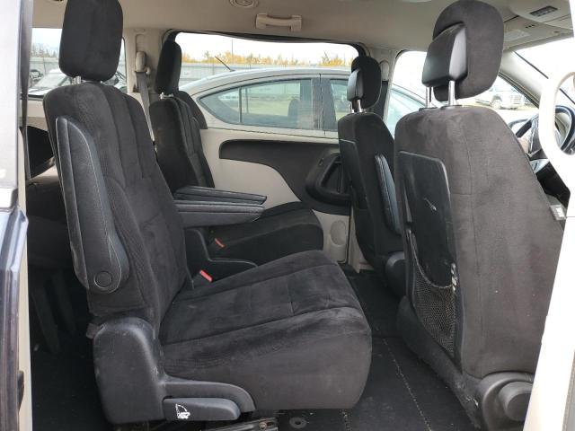 Photo 11 from auction – 2013 CHRYSLER TOWN & COU with VIN 2C4RC1BG9DR625183
