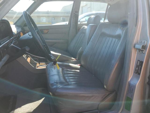 Photo 7 from auction – 1983 MERCEDES-BENZ 300 SD with VIN WDBCB20A4DB048279