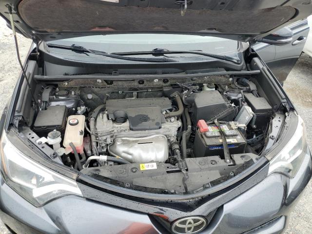 Photo 11 from auction – 2017 TOYOTA RAV4 SE with VIN JTMNFREV5HD105702
