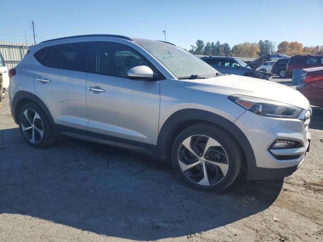 Photo 4 from auction – 2016 HYUNDAI TUCSON LIM with VIN KM8J33A21GU095194