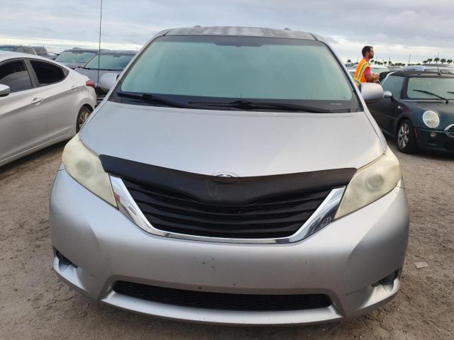 Photo 5 from auction – 2012 TOYOTA SIENNA LE with VIN 5TDKK3DC0CS265639