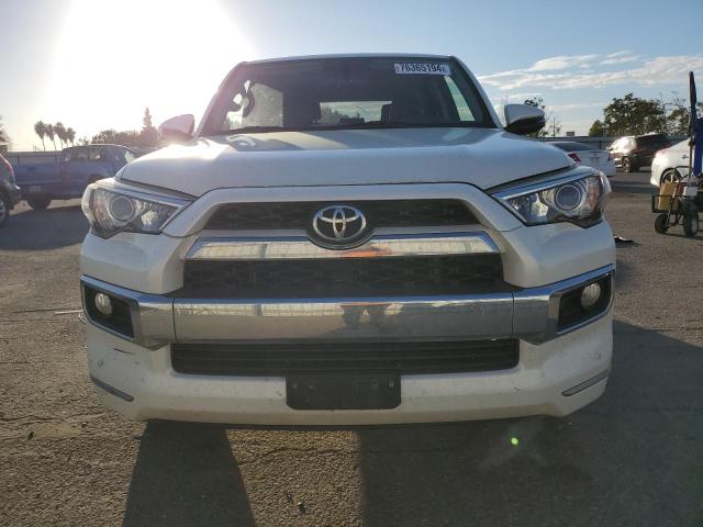 Photo 5 from auction – 2015 TOYOTA 4RUNNER SR with VIN JTEBU5JR5F5223603