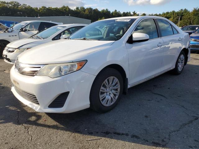 Photo 1 from auction – 2014 TOYOTA CAMRY L with VIN 4T4BF1FK8ER395052
